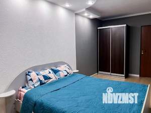 1-к квартира, посуточно, 61м2, 1/1 этаж