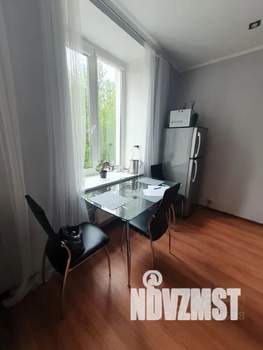 Студия квартира, посуточно, 35м2, 2/5 этаж