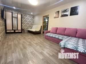 3-к квартира, посуточно, 54м2, 1/9 этаж