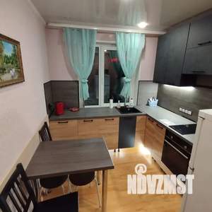 2-к квартира, посуточно, 50м2, 7/9 этаж