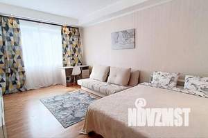 1-к квартира, посуточно, 41м2, 3/9 этаж