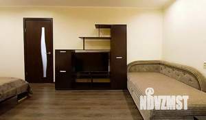 2-к квартира, посуточно, 45м2, 1/1 этаж