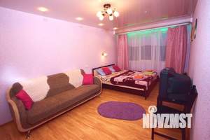 3-к квартира, посуточно, 65м2, 5/5 этаж