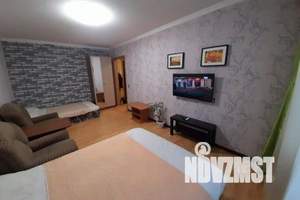 1-к квартира, посуточно, 33м2, 2/10 этаж