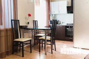 1-к квартира, посуточно, 32м2, 3/6 этаж