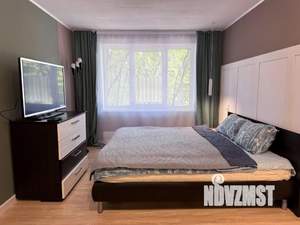 2-к квартира, посуточно, 47м2, 1/1 этаж