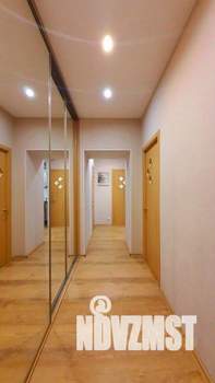 1-к квартира, посуточно, 60м2, 1/1 этаж