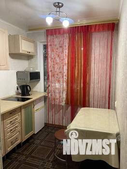 1-к квартира, посуточно, 30м2, 3/9 этаж