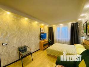 1-к квартира, посуточно, 33м2, 4/10 этаж