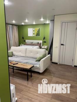 Студия квартира, посуточно, 44м2, 1/5 этаж