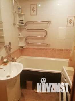 2-к квартира, посуточно, 54м2, 2/5 этаж