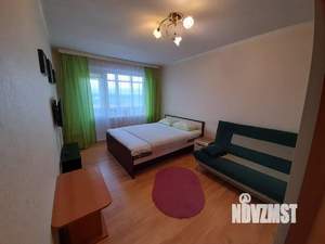 1-к квартира, посуточно, 33м2, 1/1 этаж