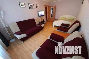 1-к квартира, посуточно, 33м2, 1/10 этаж