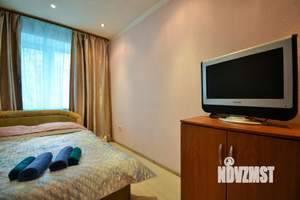 2-к квартира, посуточно, 48м2, 1/5 этаж