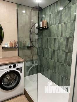 Студия квартира, посуточно, 44м2, 1/5 этаж