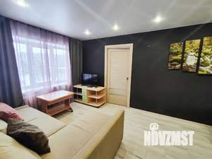 2-к квартира, посуточно, 45м2, 5/5 этаж