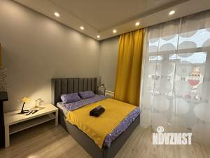 Студия квартира, посуточно, 38м2, 4/8 этаж