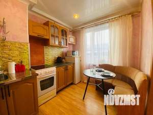 1-к квартира, посуточно, 32м2, 6/9 этаж