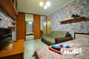1-к квартира, посуточно, 38м2, 1/5 этаж