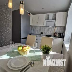 2-к квартира, посуточно, 47м2, 1/5 этаж