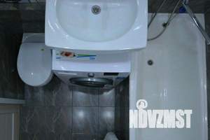 2-к квартира, посуточно, 42м2, 3/5 этаж