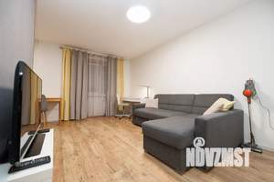 Студия квартира, посуточно, 31м2, 1/5 этаж