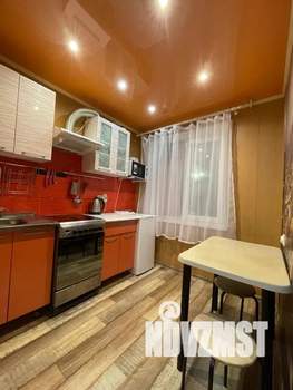 1-к квартира, посуточно, 33м2, 1/9 этаж