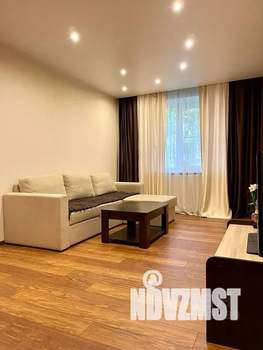 2-к квартира, посуточно, 45м2, 1/5 этаж