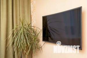 1-к квартира, посуточно, 44м2, 4/5 этаж