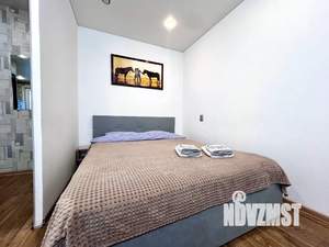 1-к квартира, посуточно, 38м2, 2/9 этаж