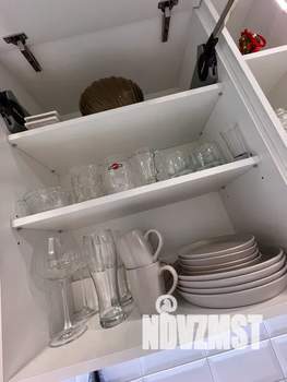 Студия квартира, посуточно, 37м2, 1/5 этаж