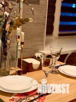 Студия квартира, посуточно, 30м2, 1/5 этаж