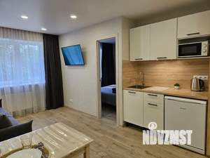 2-к квартира, посуточно, 35м2, 1/5 этаж