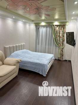 1-к квартира, посуточно, 33м2, 4/9 этаж