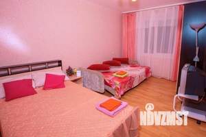 1-к квартира, посуточно, 62м2, 1/1 этаж