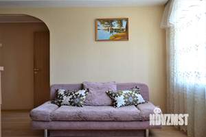 2-к квартира, посуточно, 48м2, 3/5 этаж