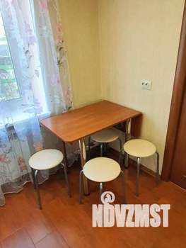 2-к квартира, посуточно, 50м2, 1/1 этаж