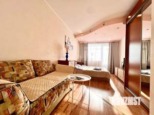 1-к квартира, посуточно, 38м2, 8/10 этаж