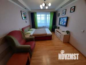 1-к квартира, посуточно, 30м2, 3/9 этаж