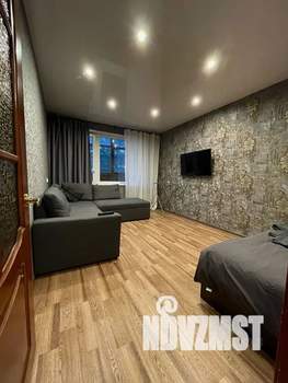 1-к квартира, посуточно, 35м2, 2/9 этаж