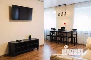 1-к квартира, посуточно, 43м2, 1/1 этаж