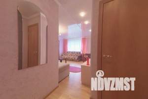 2-к квартира, посуточно, 45м2, 3/5 этаж