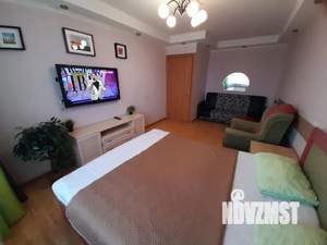 1-к квартира, посуточно, 30м2, 3/9 этаж