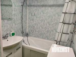 2-к квартира, посуточно, 47м2, 3/5 этаж