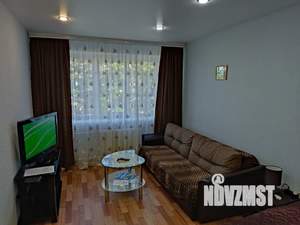 1-к квартира, посуточно, 32м2, 3/5 этаж