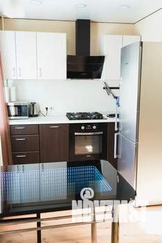 1-к квартира, посуточно, 32м2, 3/6 этаж