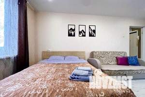 1-к квартира, посуточно, 40м2, 9/9 этаж