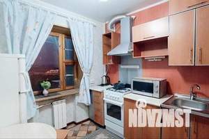 2-к квартира, посуточно, 42м2, 4/16 этаж