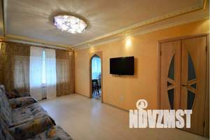 2-к квартира, посуточно, 48м2, 1/5 этаж