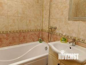1-к квартира, посуточно, 32м2, 6/9 этаж